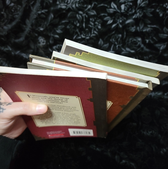 Minecraft Guidebooks - Picture 4 of 4